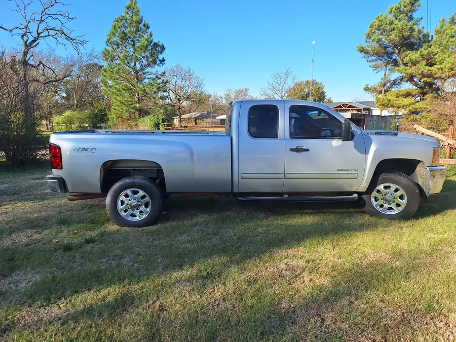 Silver truck exterior reference photo